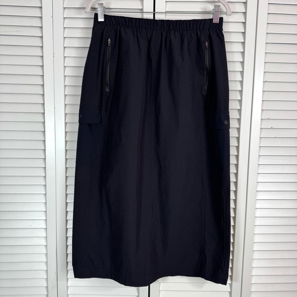 Title Nine Limitless Cargo Midi Black Skirt Outdoor Travel Size Medium - Picture 2 of 11